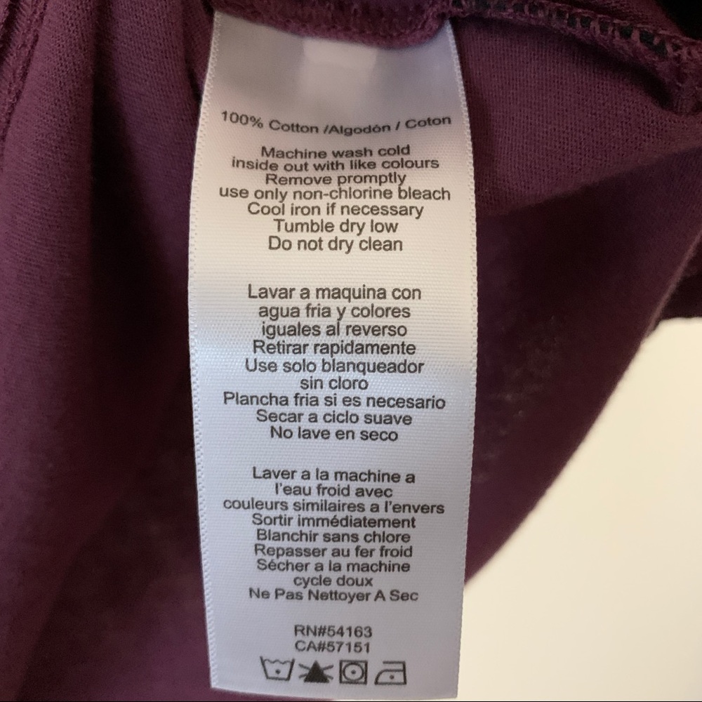 Calvin Klein Jeans burgundy T-shirt - Picture 7 of 7